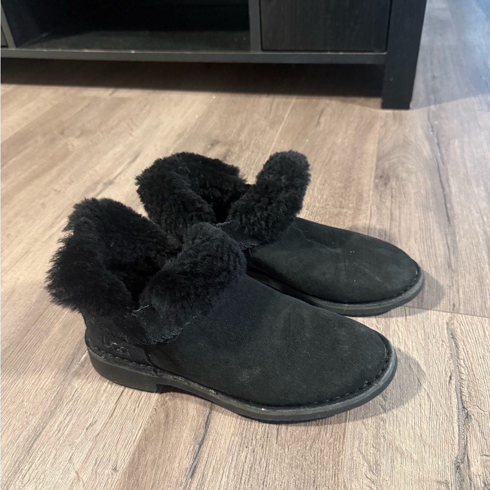Black ugg ankle booties